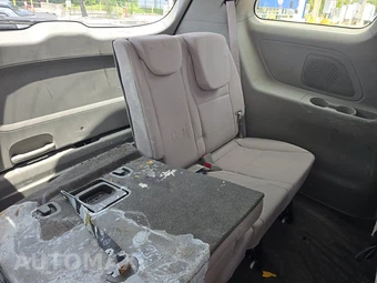 2021 Kia Sedona LX 120.5" WB - miniatura 14