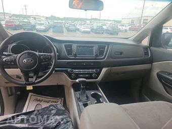 2021 Kia Sedona LX 120.5" WB - miniatura 11