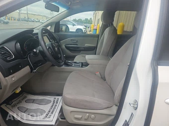 2021 Kia Sedona LX 120.5" WB - miniatura 7
