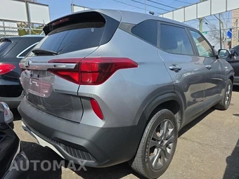 2021 Kia Seltos LX – miniatura 4