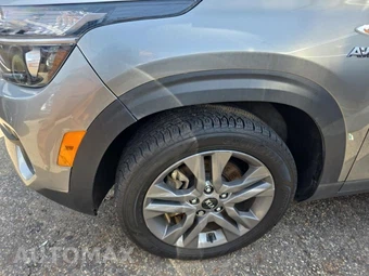 2021 Kia Seltos LX – miniatura 8