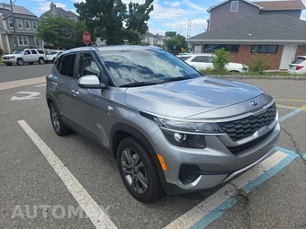 2021 Kia Seltos LX – miniatura 3