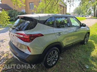 2021 Kia Seltos LX - miniatura 3