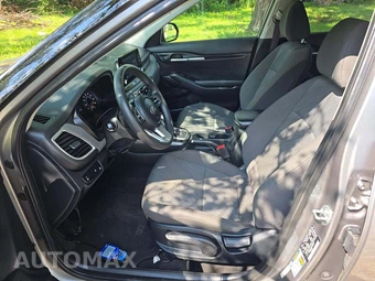 2021 Kia Seltos LX - miniatura 6