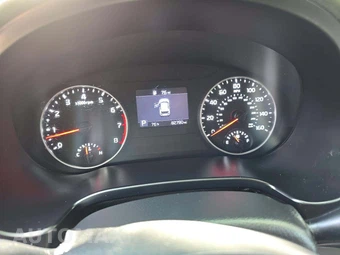 2021 Kia Seltos LX - miniatura 9