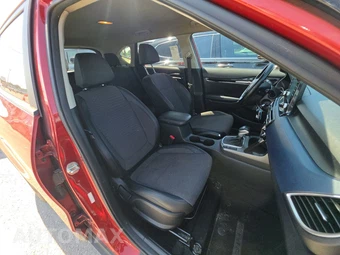 2021 Kia Seltos S – miniatura 8