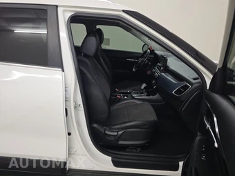 2021 Kia Seltos S – miniatura 8