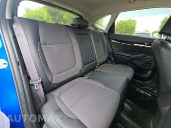 2021 Kia Seltos S – miniatura 12