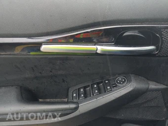 2021 Kia Seltos S – miniatura 9