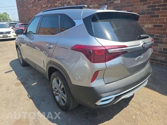 2021 Kia Seltos S – miniatura 2
