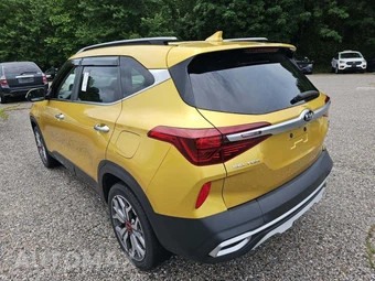 2021 Kia Seltos SX - miniatura 2