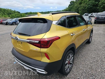 2021 Kia Seltos SX - miniatura 3