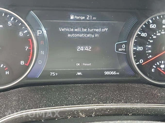 2021 Kia Seltos SX - miniatura 9