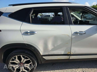 2021 Kia Seltos SX – miniatura 27
