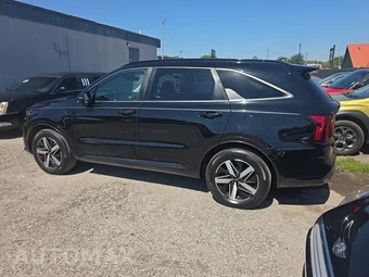 2021 Kia Sorento S – miniatura 6