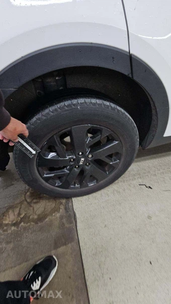 2021 Kia Sorento S – miniatura 29