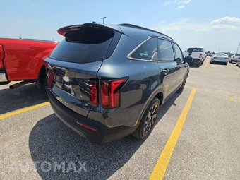 2021 Kia Sorento S - miniatura 4