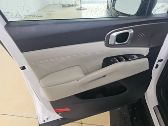 2021 Kia Sorento SX - miniatura 9