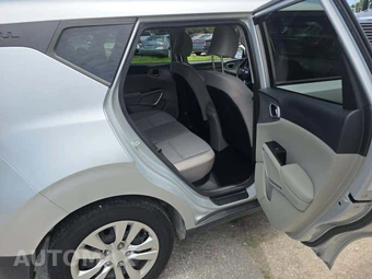 2021 Kia Soul LX - miniatura 16