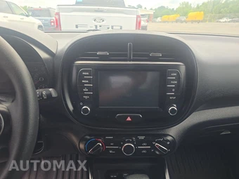 2021 Kia Soul LX - miniatura 11
