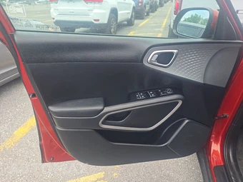2021 Kia Soul LX - miniatura 9