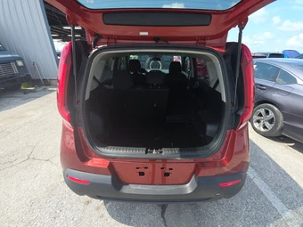 2021 Kia Soul LX - miniatura 16