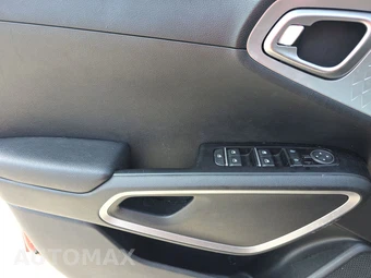 2021 Kia Soul LX - miniatura 9