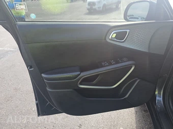 2021 Kia Soul LX - miniatura 9