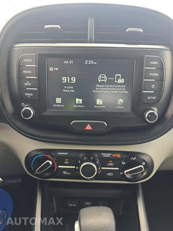 2021 Kia Soul LX - miniatura 10
