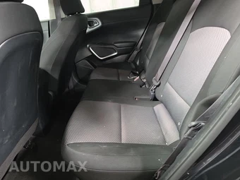 2021 Kia Soul LX - miniatura 10