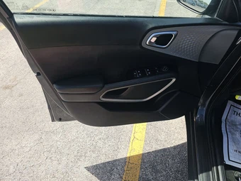 2021 Kia Soul LX - miniatura 9