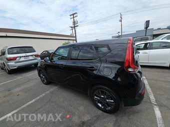 2021 Kia Soul S – miniatura 6