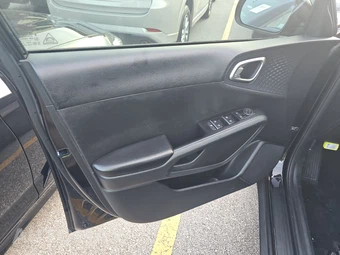 2021 Kia Soul S - miniatura 15