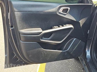2021 Kia Soul S - miniatura 9