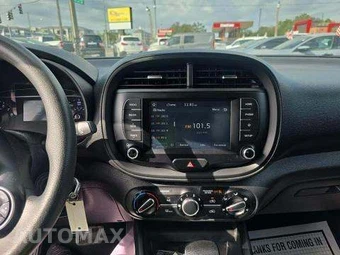 2021 Kia Soul S – miniatura 10