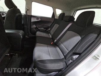 2021 Kia Soul S - miniatura 13