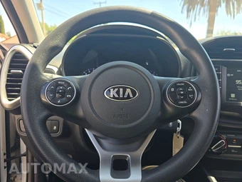 2021 Kia Soul S – miniatura 10