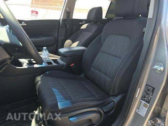 2021 Kia Sportage LX – miniatura 7