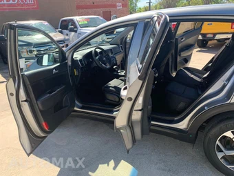 2021 Kia Sportage LX - miniatura 11