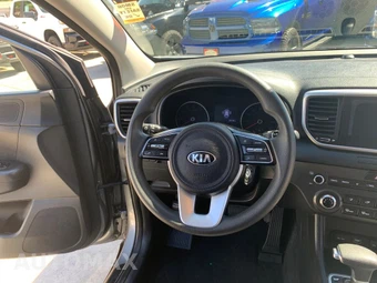 2021 Kia Sportage LX - miniatura 16