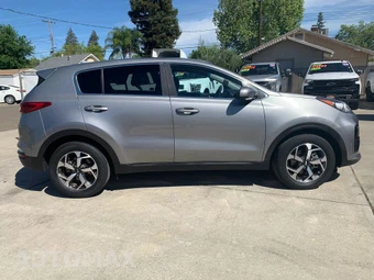 2021 Kia Sportage LX - miniatura 4