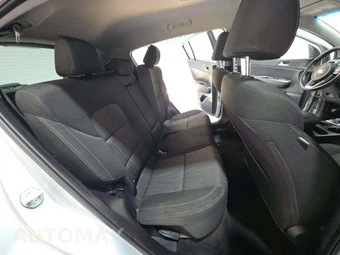 2021 Kia Sportage LX - miniatura 16