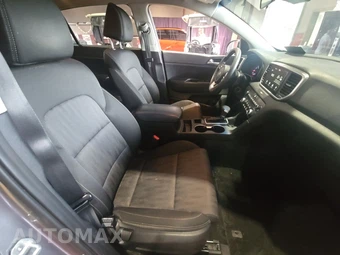 2021 Kia Sportage LX - miniatura 8