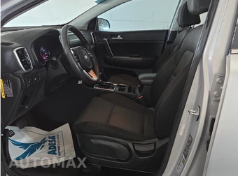 2021 Kia Sportage LX - miniatura 8