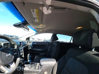 2021 Kia Sportage LX – miniatura 18