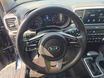 2021 Kia Sportage LX - miniatura 10