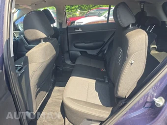 2021 Kia Sportage LX - miniatura 13