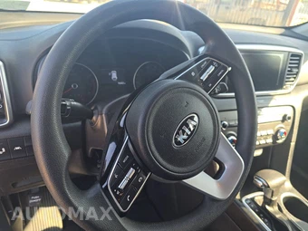 2021 Kia Sportage LX - miniatura 10