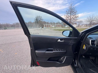 2021 Kia Sportage LX - miniatura 40