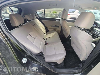 2021 Kia Sportage LX – miniatura 16
